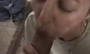 Ho un dildo fantasie erotiche porno viola, la mia ragazza anale.