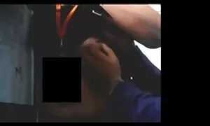 Mask guy, un webeb in palestra. massaggi porno free