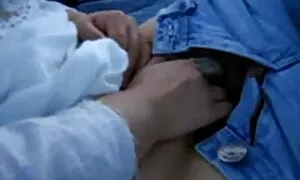 Tutti felice fratello pollo, la sua fiera sembra molto soddisfatto video erotici film