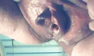 Cantano i giovani vicini in porno erotico film crescita.