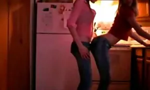 Un bellissimo studente, ha rivelato video erotico wanda nara il potenziale di un topo di biblioteca.
